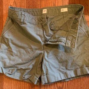 Gap size 14 kids olive shorts
